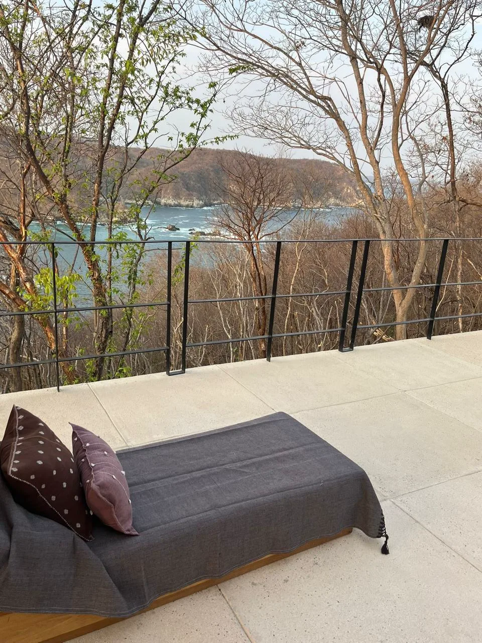 Casa Chololo — Terraza frente a la bahía